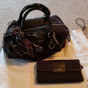 💯 Black Coach Bag W/Free Wallet 🖤